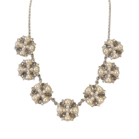 NWT Charter Club pearl and clear crystal 16”+2” necklace - Picture 1 of 6